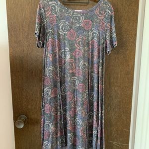 LuLaRoe No Pocket Carly - Size Small